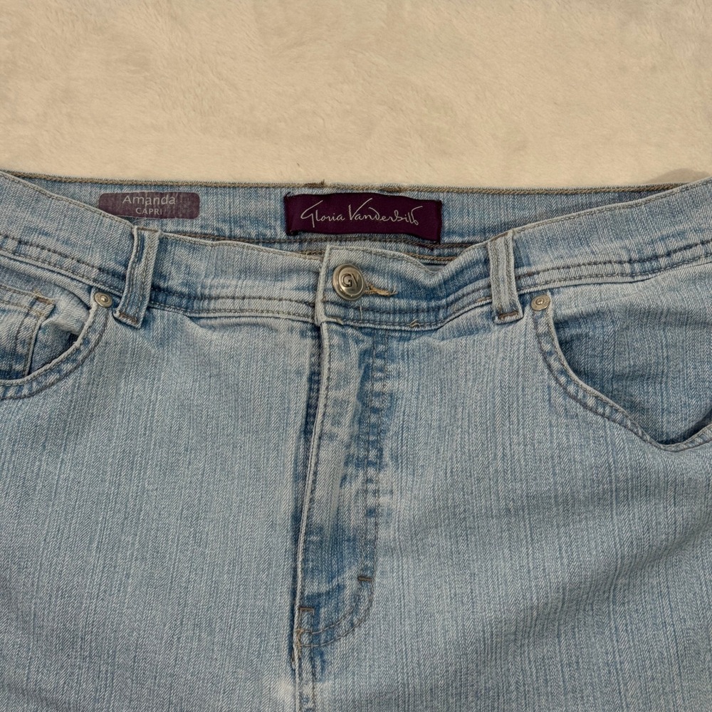 Gloria Vanderbilt Capri Jeans Womens 16P Light Blue Amanda Raw Hem Stretch Denim